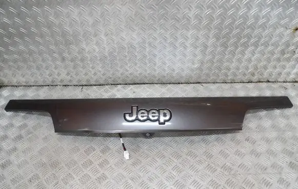 Jeep Grand Cherokee Trunk door license plate light bar 1WD55TRMAD