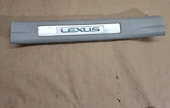 Lexus RX 300 Rear sill trim cover 6794048020 6791848030