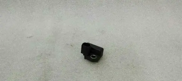 Mercedes-Benz C W205 Airbag deployment crash/impact sensor A0009057600