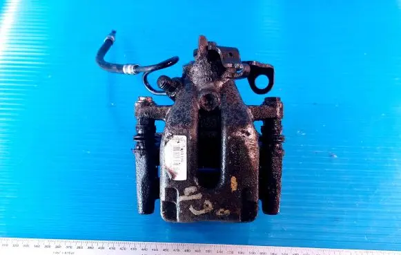 Peugeot 307 Rear brake caliper 353136 712F