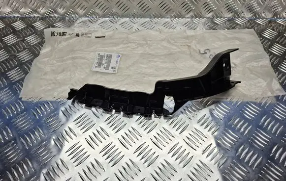 Fiat 500 Rear bumper mounting bracket 52061720 68702778AA