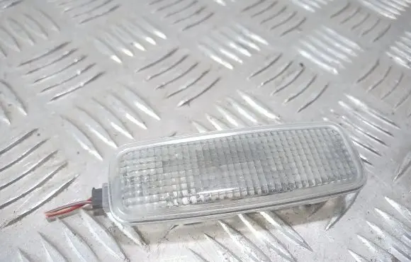 Audi A4 S4 B6 8E 8H Other interior light 8L0947105A