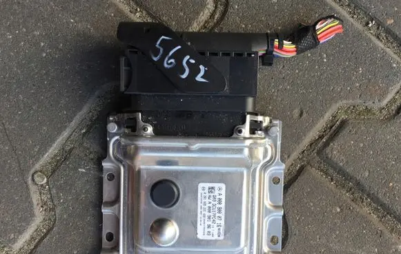 Mercedes-Benz Vito Viano W447 Adblue control unit A0009002380