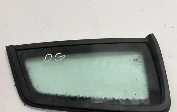 Volkswagen Golf Sportsvan Rear side window 510845042AD