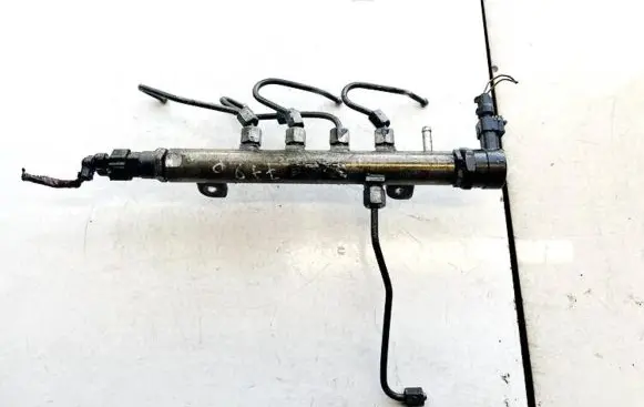 Ford Galaxy Fuel main line pipe 445214057