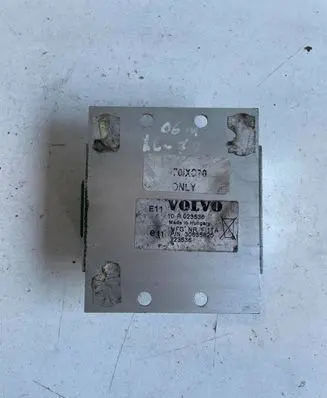 Volvo C70 Radio/CD/DVD/GPS head unit 10R023536 30635825