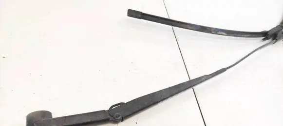 Citroen C4 Grand Picasso Front wiper blade arm 9686640480
