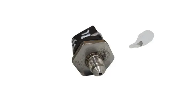 Audi A4 S4 B8 8K Fuel pressure sensor 0261545035 06J906051B