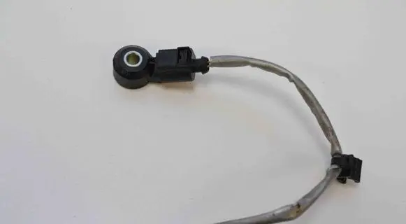 Volkswagen Polo V 6R Other devices 030905377D