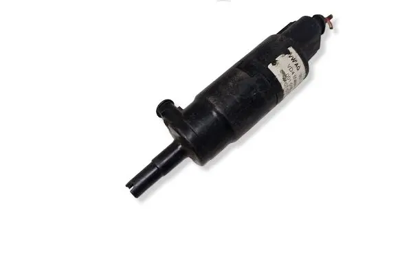 Volkswagen Golf IV Headlight washer pump 3B7955681
