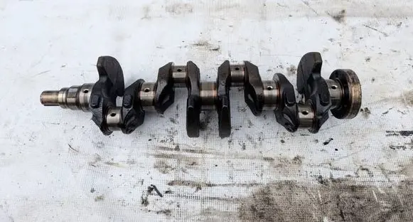 Mazda 323 Crankshaft 