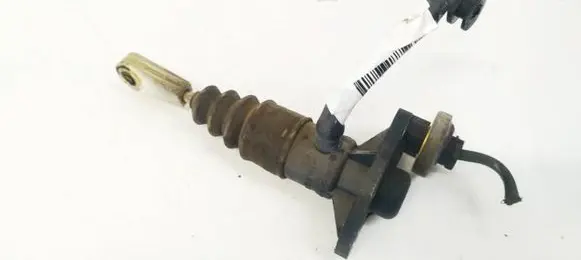 Audi A4 S4 B5 8D Clutch master cylinder 8E1721401