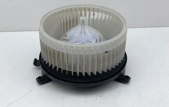 Chrysler Pacifica Heater fan/blower 16478217