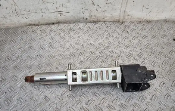 Mercedes-Benz C W204 Steering wheel axle A2044604516