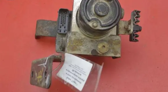 Hyundai Santa Fe ABS Pump 58900-26160