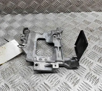 Nissan Leaf II (ZE1) A/C compressor mount bracket 119105SK0A