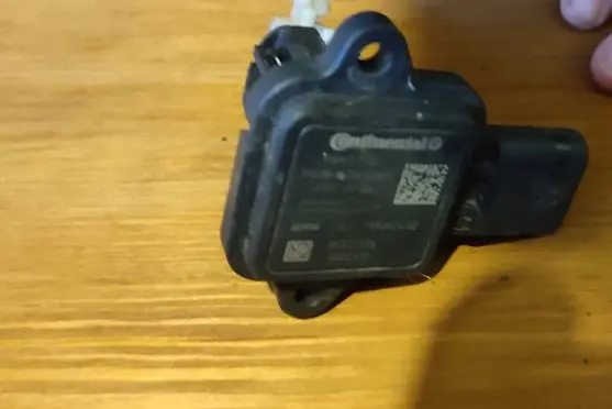 BMW 5 F10 F11 Mass air flow meter 7593624 13627593624 5WK9751