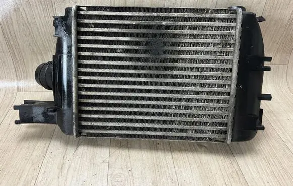 Renault Clio IV Intercooler radiator 144967634R