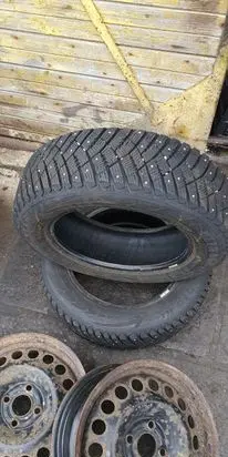 Opel Astra G R15 winter/snow tires with studs GOODYEAR 18565R15