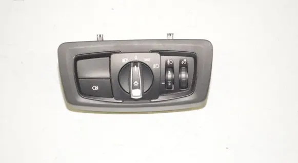 BMW 2 F45 Light switch 9865819 61319865819 61315A25462