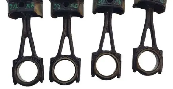 Opel Corsa C Piston with connecting rod