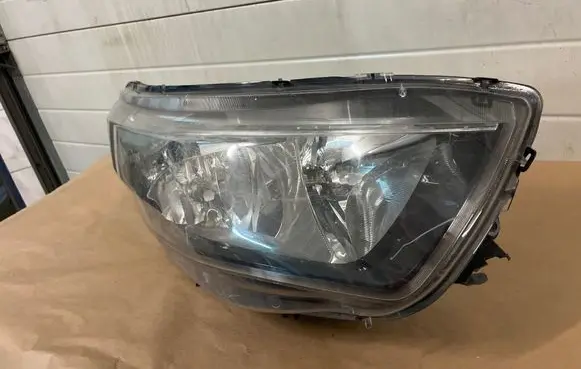 Iveco Daily 6th gen Headlight/headlamp 5801473749