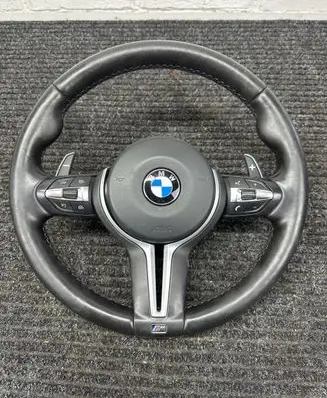 BMW M4 F82 F83 Steering wheel