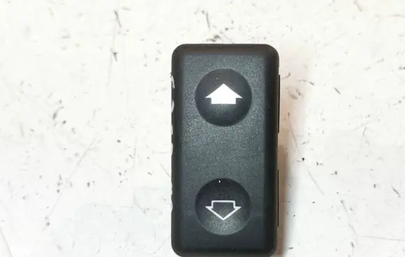 BMW 5 E34 Electric window control switch 1379076 11279
