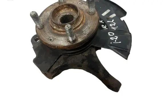 Hyundai i20 (PB PBT) Front wheel hub