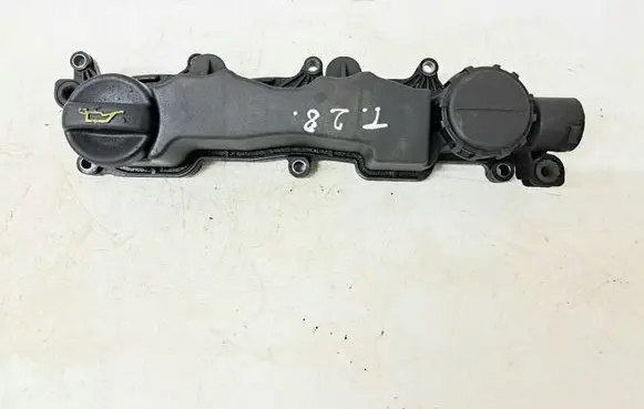 Volvo V50 Rocker cam cover 