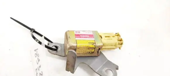 Toyota RAV 4 (XA20) Airbag deployment crash/impact sensor 8986042020 89860-42020