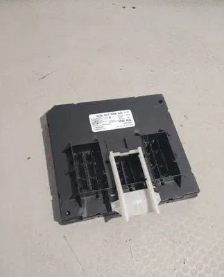Skoda Octavia Mk3 (5E) Comfort/convenience module 5Q0937086AH F005V01737
