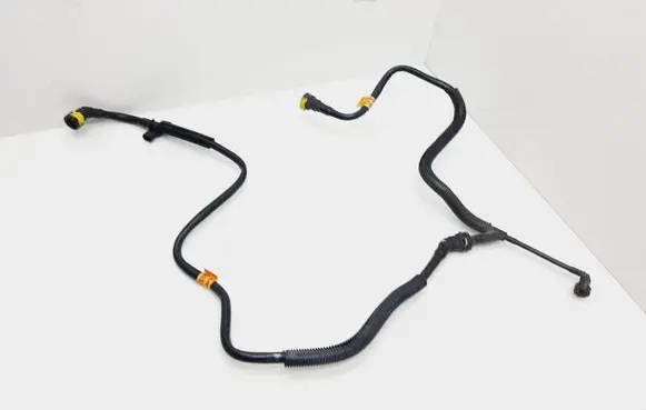 Ford Fusion II Fuel line pipe DG939D683