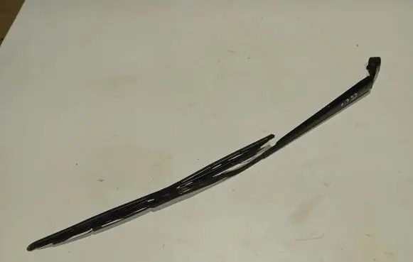 Hyundai Getz Windshield/front glass wiper blade Z9651
