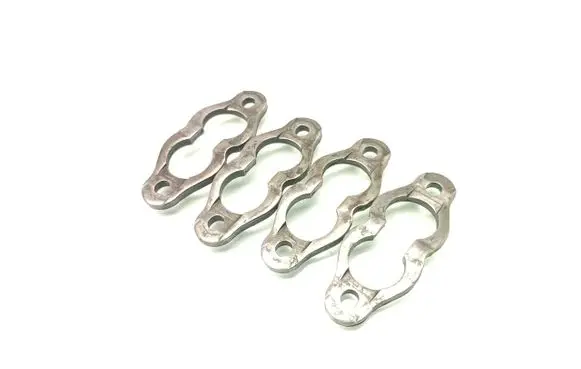 Audi A4 S4 B8 8K Fuel Injector clamp holder 