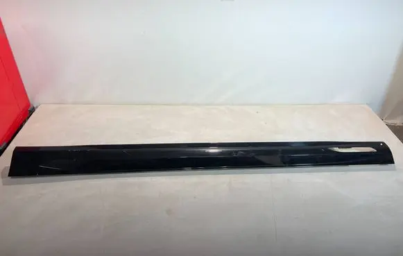 BMW 5 G60 G61 Sill/side skirt trim 8084763