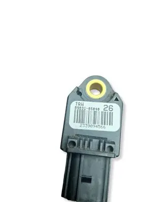 Toyota Avensis T270 Airbag deployment crash/impact sensor 8983105040 2339094566