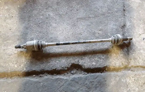 Nissan Murano Z50 Rear driveshaft