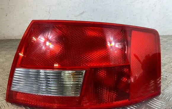 Audi A4 S4 B6 8E 8H Rear/tail lights 157674 157680 7303063406