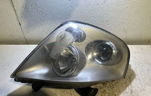 SsangYong Rexton Headlight/headlamp
