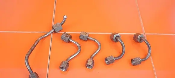 Opel Combo E Fuel injector supply line/pipe 20MB11