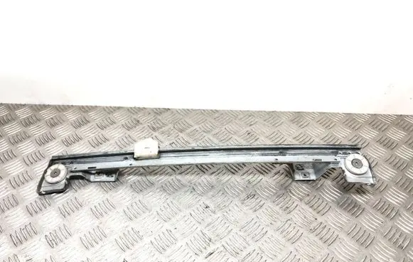 Renault Kangoo II Front door manual window regulator 
