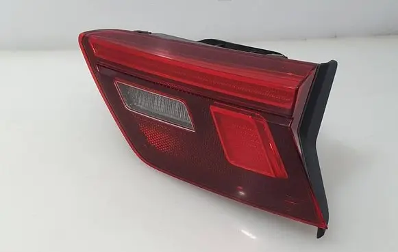 Volkswagen Tiguan Rear/tail lights 5NA945094F 2SA01252002 00011766