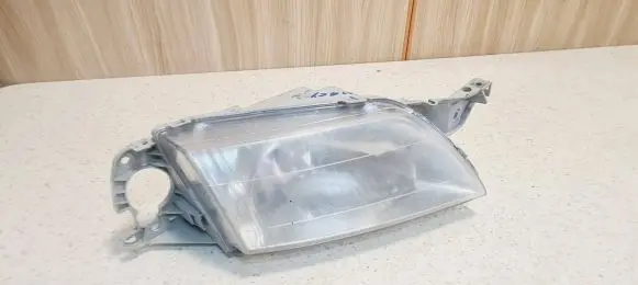 Mazda Premacy Headlight/headlamp P0286R E13125