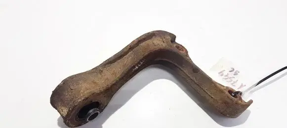 KIA Sorento Engine mount bracket