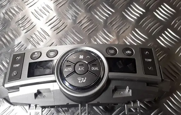 Toyota Verso Climate control unit 559000F091