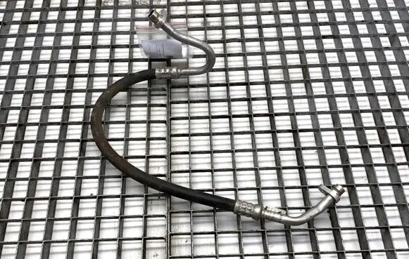 Dacia Duster II Air conditioning (A/C) pipe/hose 924902418R