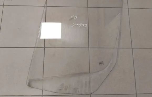 Mercedes-Benz Sprinter W906 Front door window/glass (coupe) DOT127AS2M320 43R001025 E000184