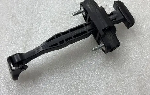 Tesla Model Y Front door check strap stopper 150068200B
