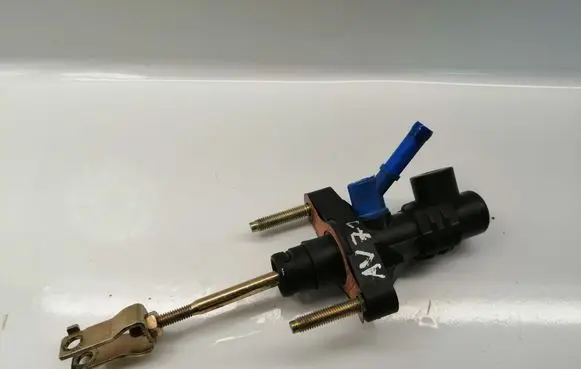 Toyota Avensis T250 Clutch master cylinder 3142005040